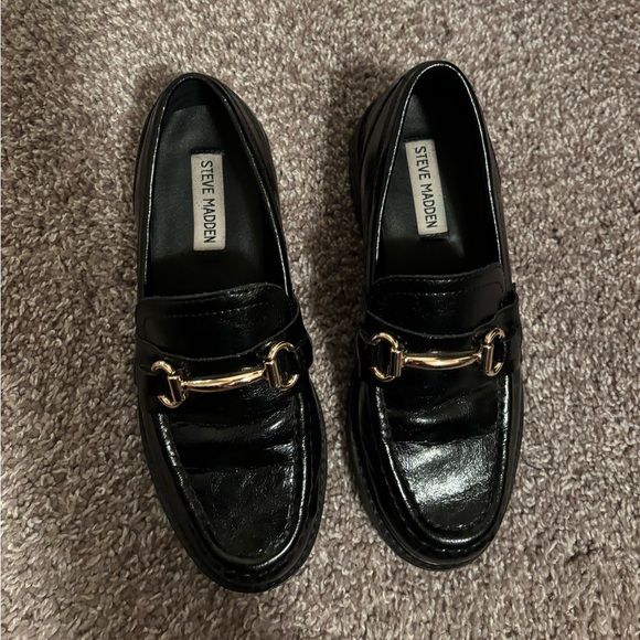 Steve Madden Mistor Black Leather Loafer - Picture 5 of 8